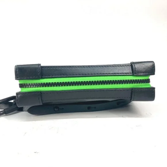 LOUIS VUITTON M80144 Monogram Soft Trunk-Phone Box Bag Pochette Shoulder Bag - Picture 2 of 14